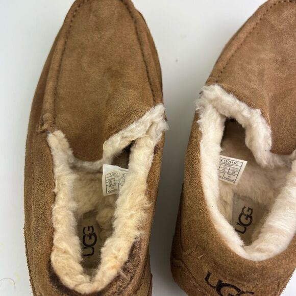 UGG Men\'s Brown Slippers size 10 main image 5